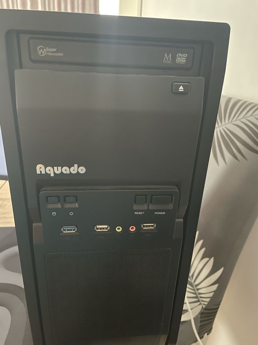 Vand calculator gaming + monitor LG