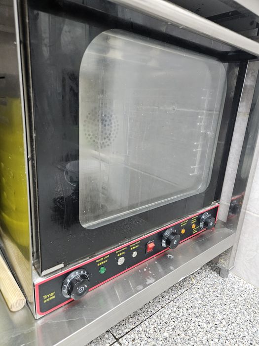 Продам конвеционную печь