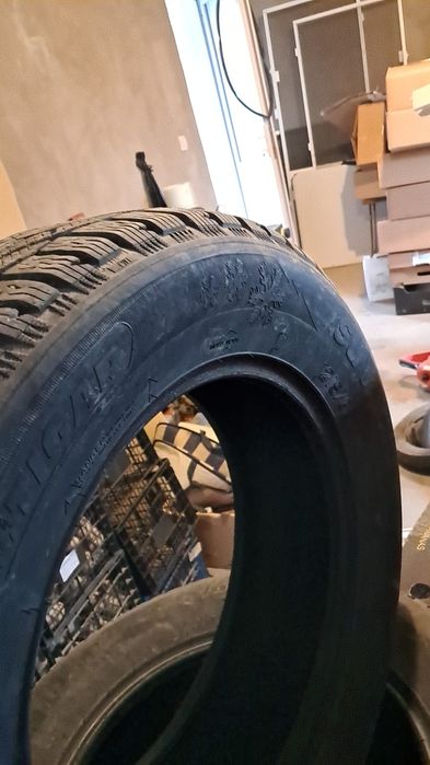 Vand anvelope iarna R16