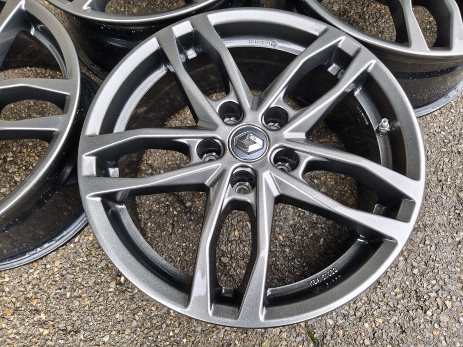 17" оригинални алуминиеви джанти за Renault/Nissan/Dacia.