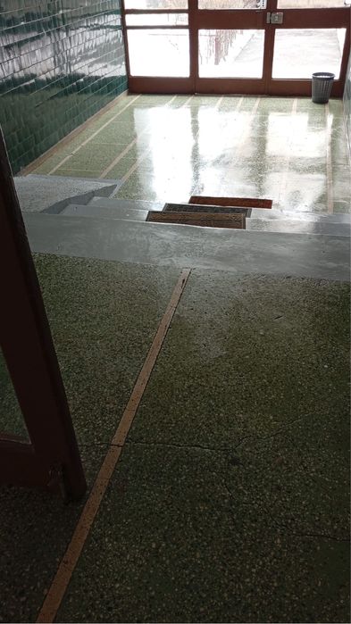 Firma curatenie bloc / Servicii curatenie Asociatii de proprietari