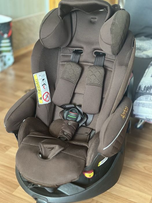 Автокресло aprika 360