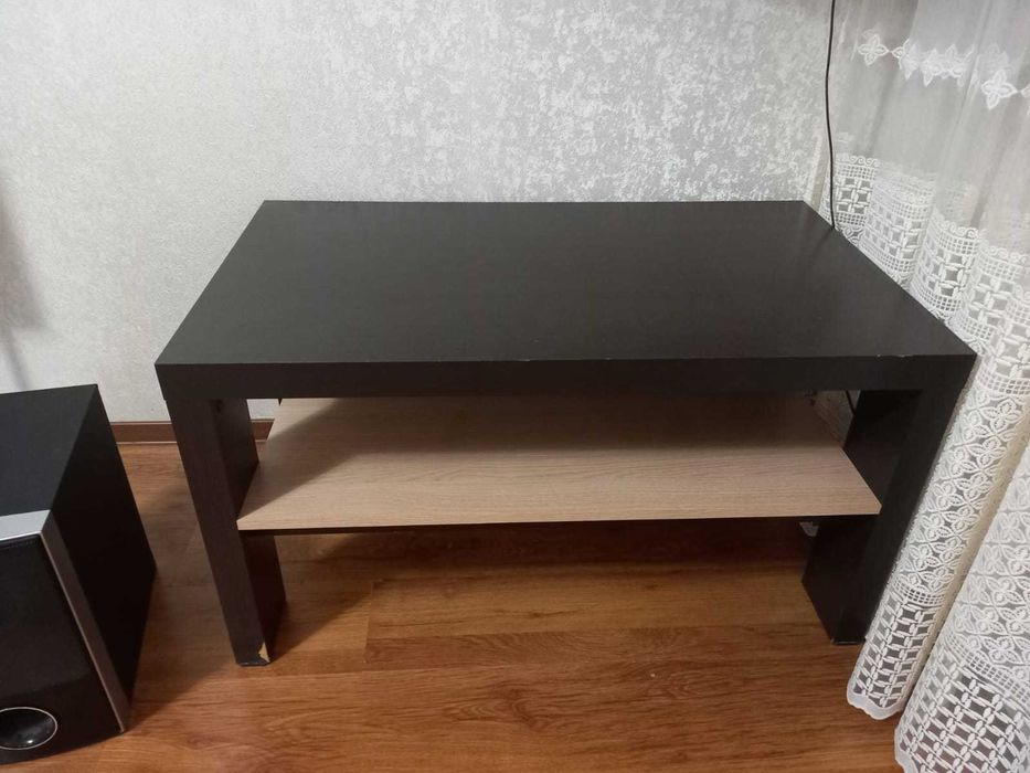 журнальный деревянный столик