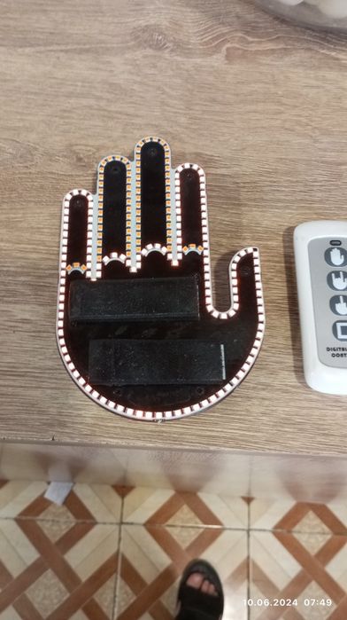 Телефоны и стоп сигнал