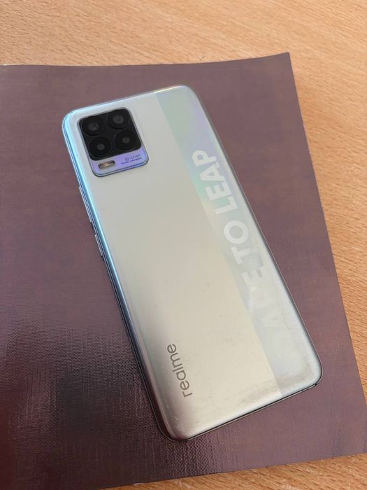 Realme 8 5g в хорошем состоянии
