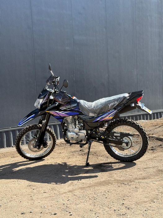 Мотоцыкл Yaqi.