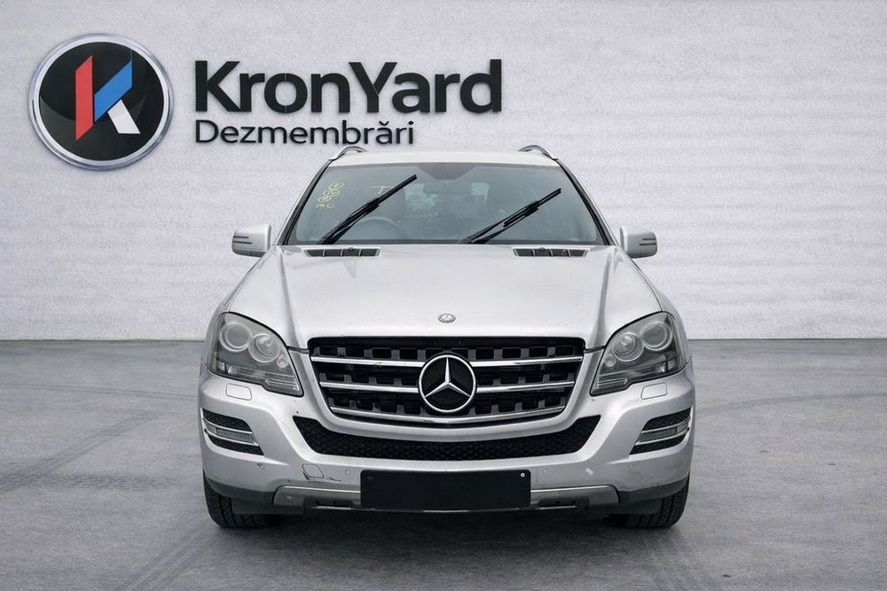 Aripa Dreapta Fata Mercedes ML W164 Facelift 2008 - 2011 4 Usi SILVER (1425)