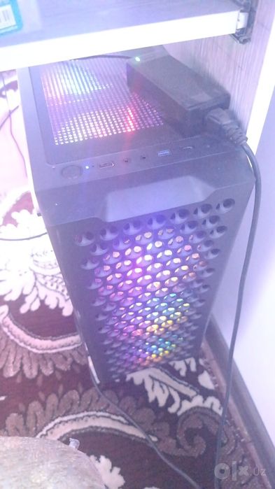 Продам игровой компьютер, intel core i7 14. + RTX 5070ti