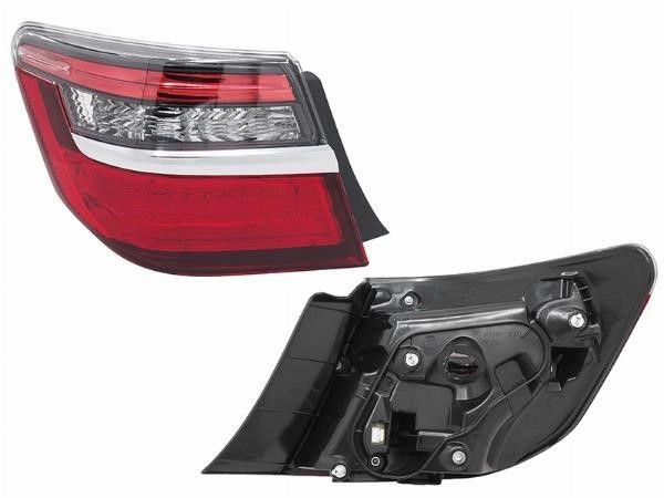 Фонарь задний  Toyota Camry