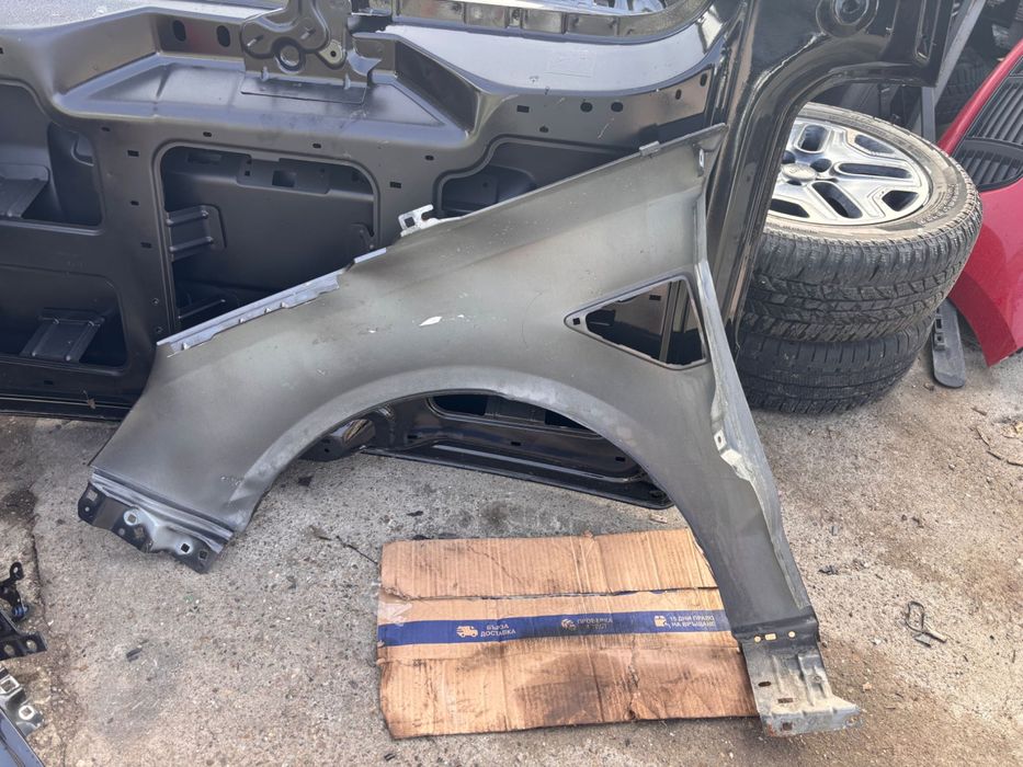 Ford S-Max 2015–2020 • преден десен калник