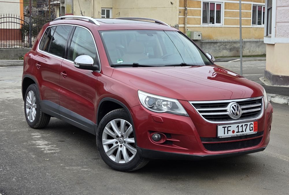 Vw  Tiguan  benzina  4x4 automat