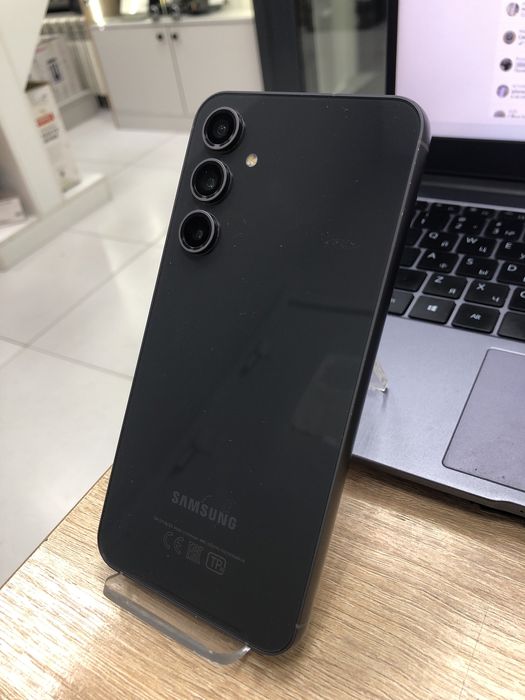 Samsung galaxy s23 Fe 128gb (p25)