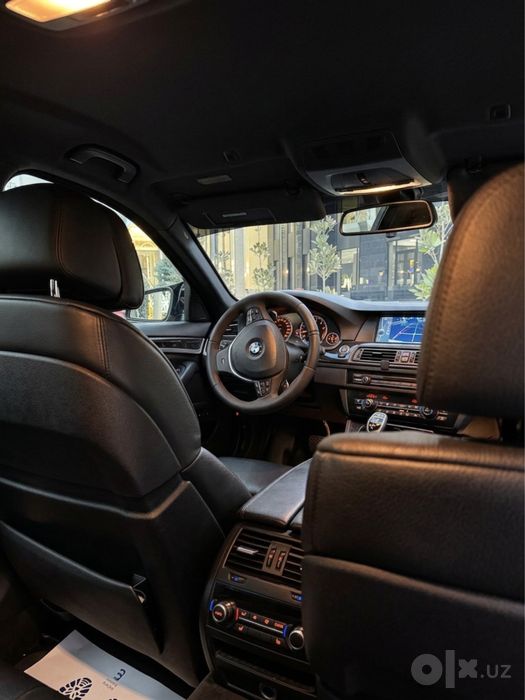 BMW M5 F10 (535i).