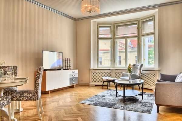 Двустаен апартамент на Центъра