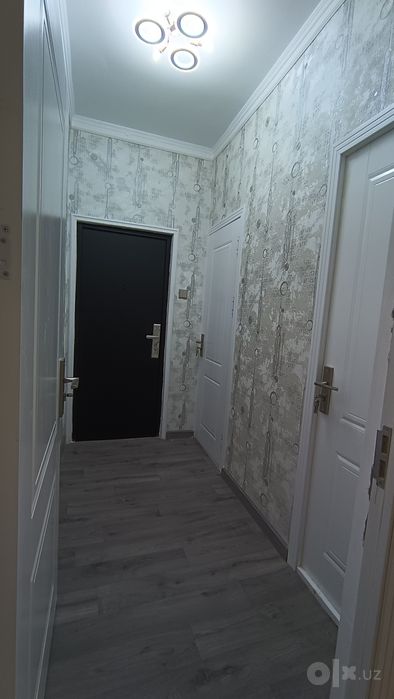 Продается 2*комн на  Рисовой бозор