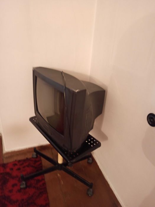 Продам цветной телевизор Самсунг