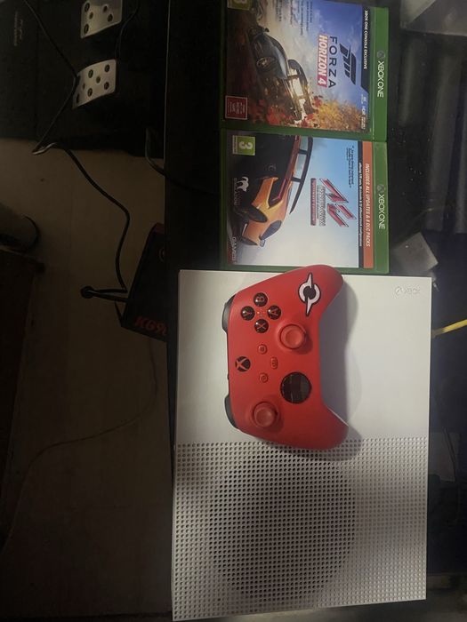 Xbox one s 1tb+volan