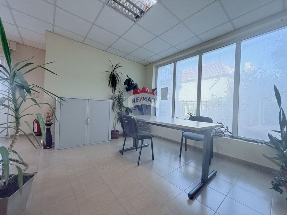 Търговско помещение на удобна локация за продажба , кв.Виница гр.Варн