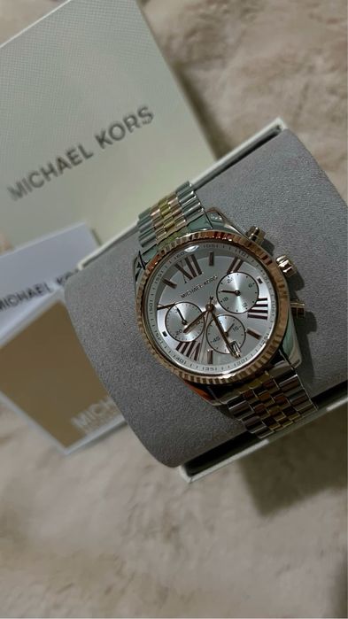 Майкл корс часы в идеальном состоянии