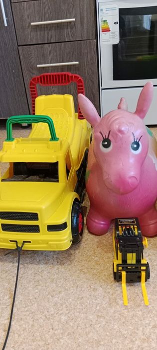 Ойыншықтар сатылады сынбаган