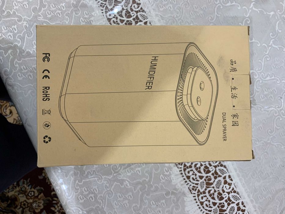 Продаю НОВЫЙ Увлажнитель воздуха Humidifier объем 3.3 л