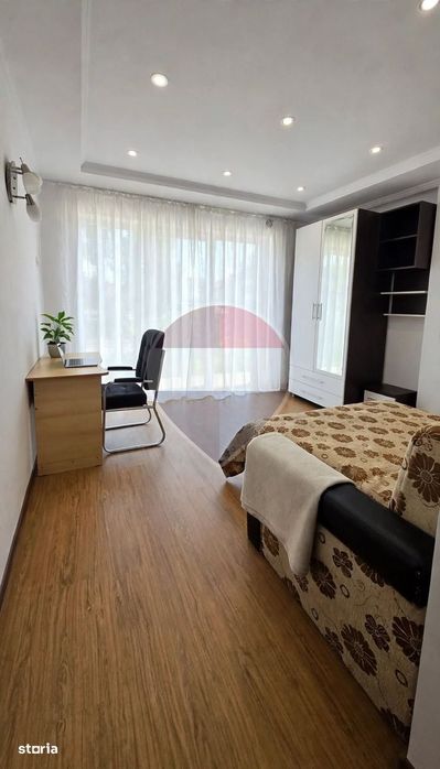 Apartament 3 camere , Podu Pos, Decomandat