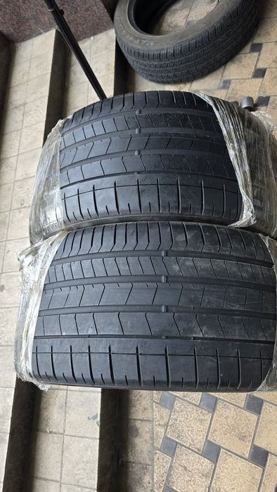 325/35/R23 PIRELLI p zero