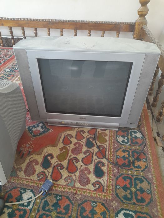 Телевизор  элжи конпютор дамашни