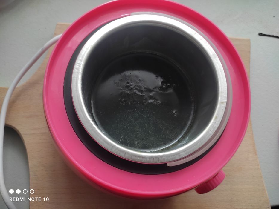 Încălzitor ceara epilatoare