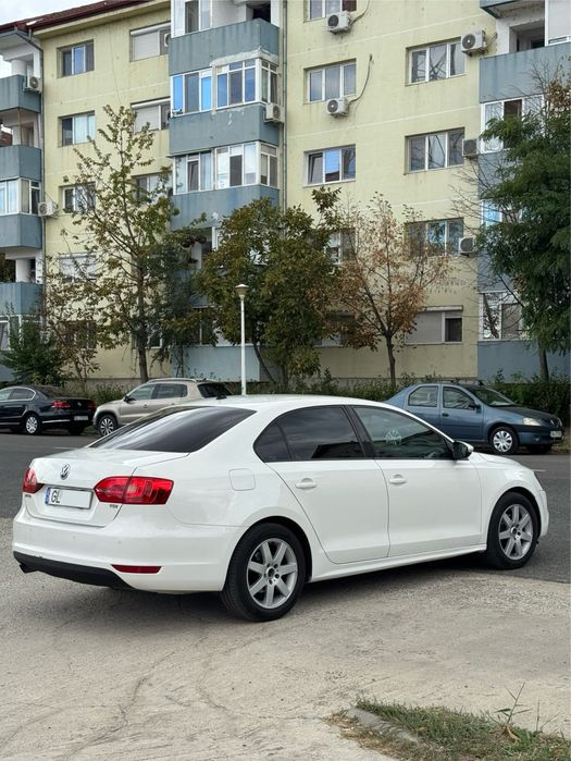 Volkswagen Jetta / 06.2012 / 1.6 TDI