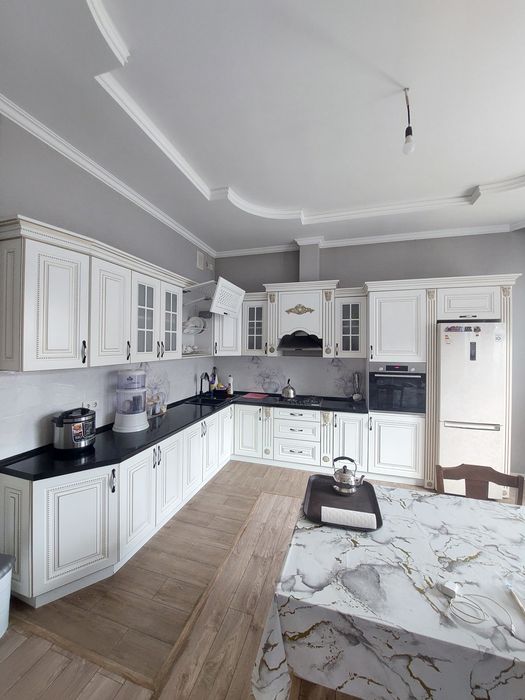 Срочно продаётся Кухонный гарнитура