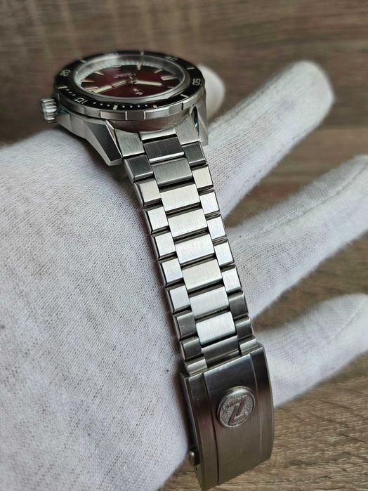 Zelos Swordfish 40mm SS 'Crimson Red'