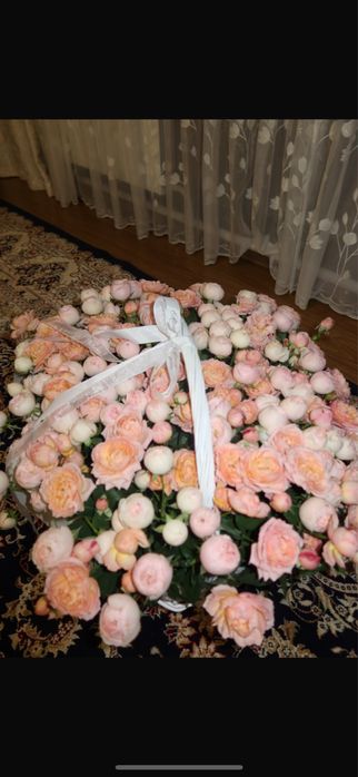 Цветы букет из пионовидных роз