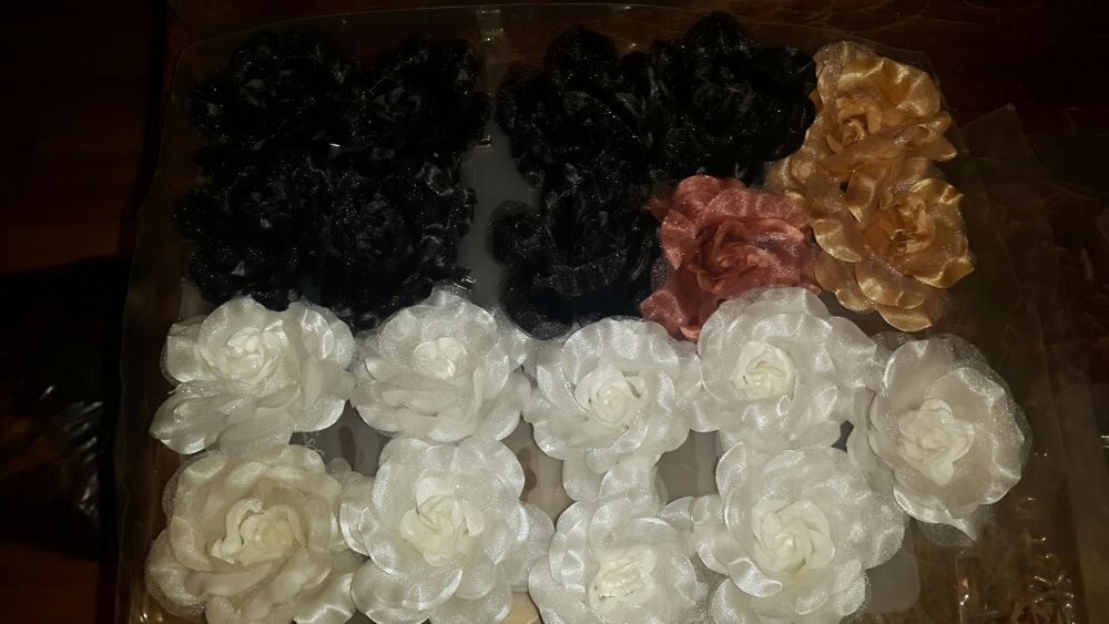 Розы из ткани. Заколки для волос.