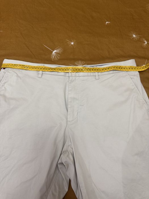 Vand pantaloni scurti barbati