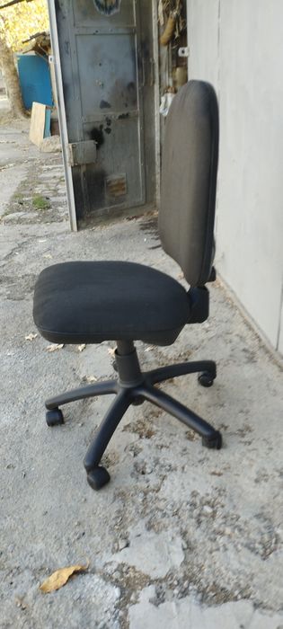 Продам офисное кресло