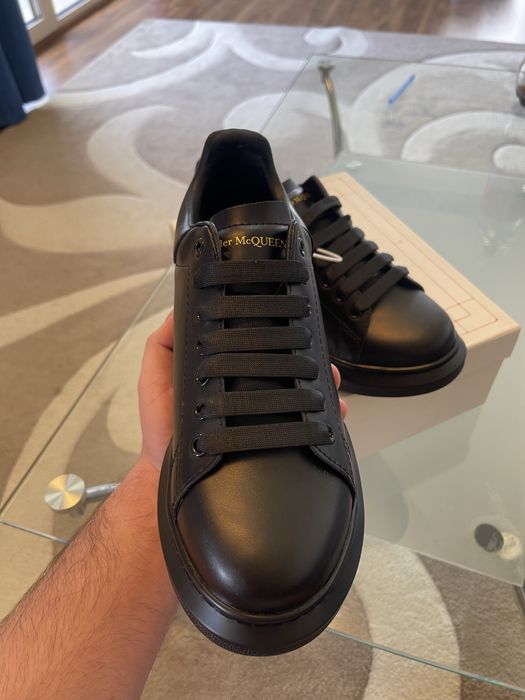 Alexander McQueen 42