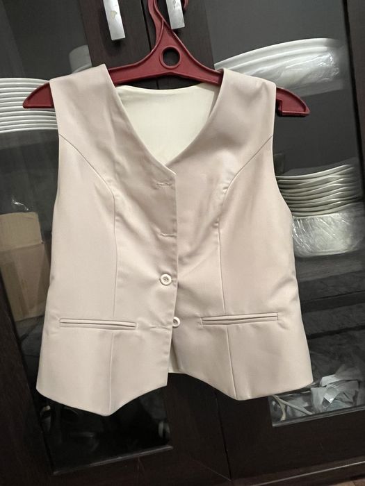 Жилет с орнаментом