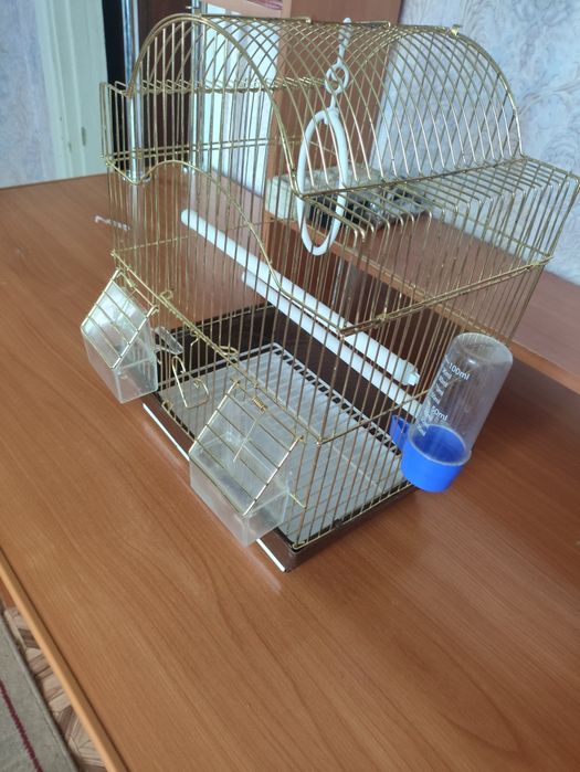 Клетка для попугая.