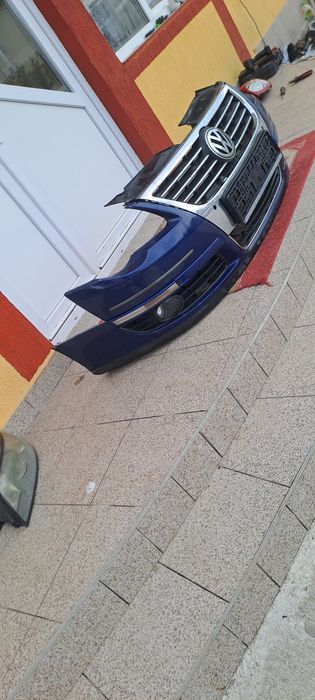 Vand bara fata completa vw Passat B6 cod culoare LC5E in stare perfecta