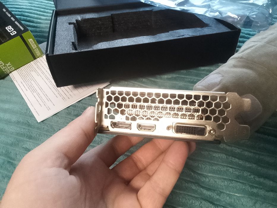 Продам видеокарту PALIT 1660 super