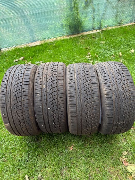 Гуми зимни 225/40/18