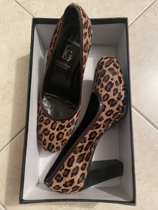 Обувь разная