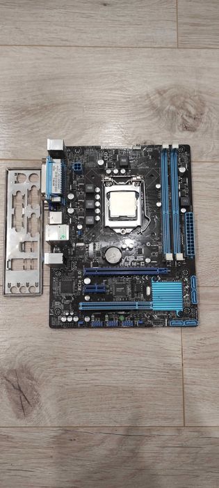 Материнская плата 1155