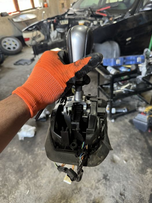 Лостов механизъм бмв е90