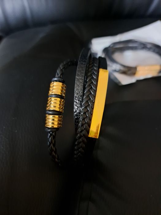 Мъжки гривни имитация