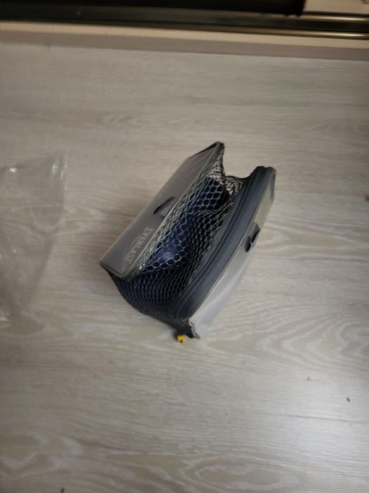 Боксерские перчатки Everlast