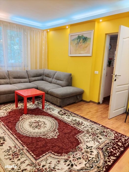 3 camere decomandate în Pajura | Etaj 1/3 | Parcare proprie | M4 — fotografia 1