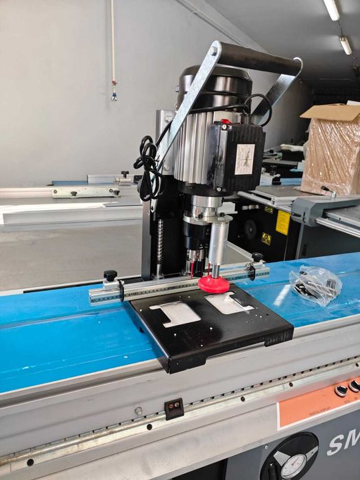 Сверлильно-присадочный станок для петель