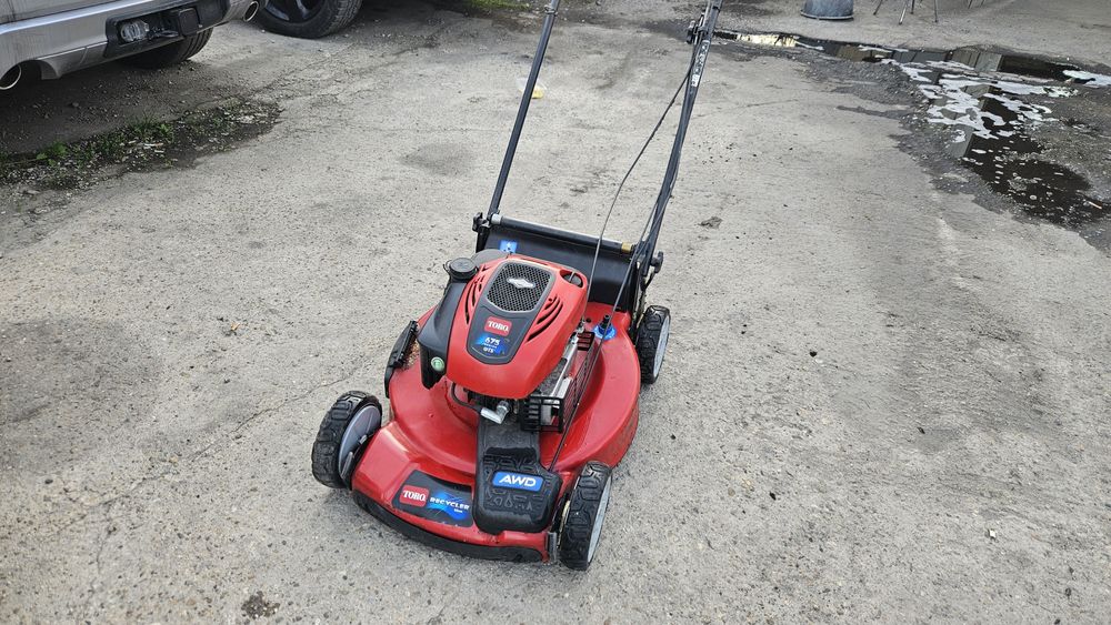 Самоходна косачка ТORO 4x4.